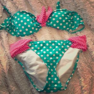 Strapless bikini set